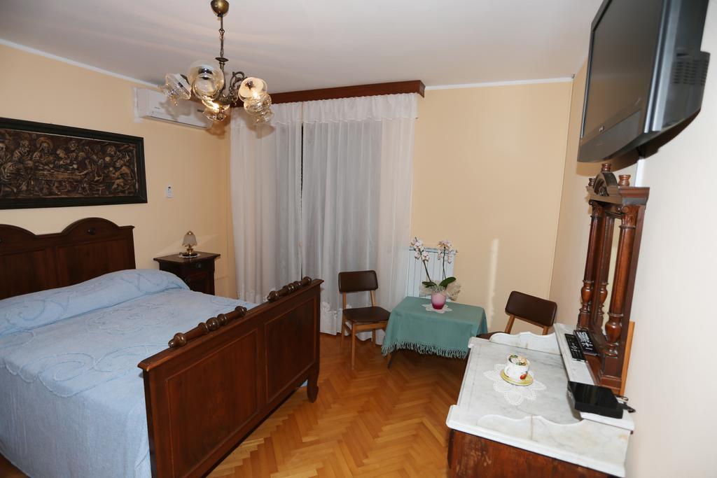 Mejak&Bordon Villa Secovlje Bagian luar foto