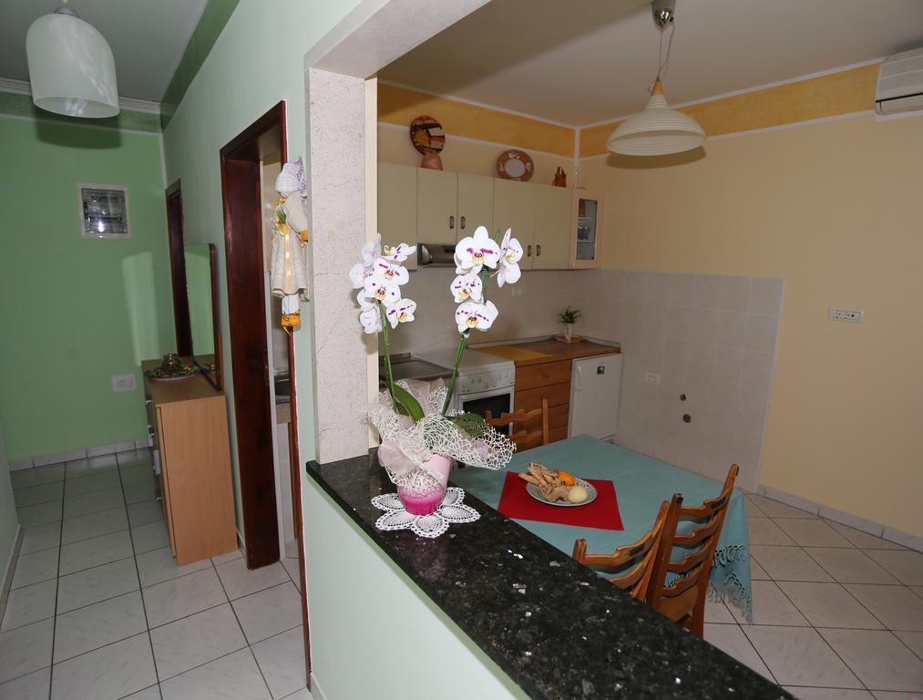 Mejak&Bordon Villa Secovlje Bagian luar foto